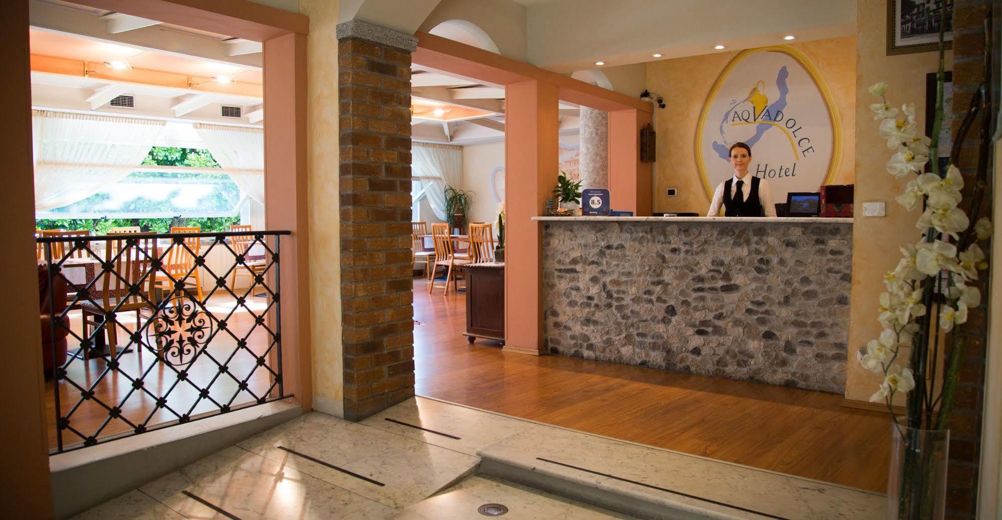 Hotel Aquadolce Βερμπάνια Εξωτερικό φωτογραφία